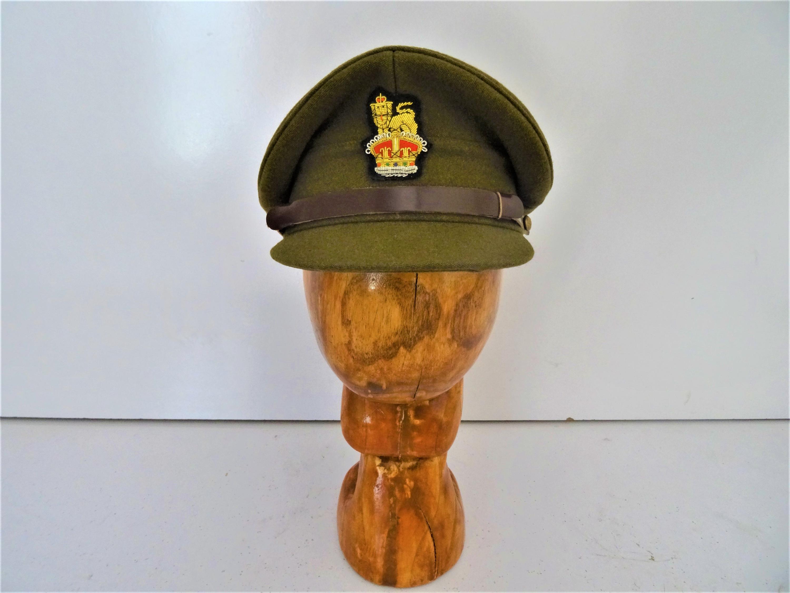 第二次世界大戦のイギリス陸軍参謀将校用ピークバイザーキャップ、大佐