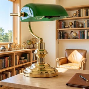 Nostalgic Style Bankers Lamp, Emerald Green Glass Shade, Brass Base, Classic Library Desk Light