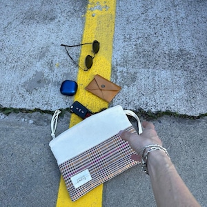 Handmade Clutch Bag, Wristlet Clutch, Zipped Party Clutch, Fabric Pouch Bag, Woman Clutch Purse, Gift for Women, Mother&#39;s Day Gift