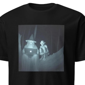Wizard and Gollum sitting in woods at night tshirt