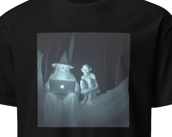 Wizard and Gollum sitting in woods at night tshirt