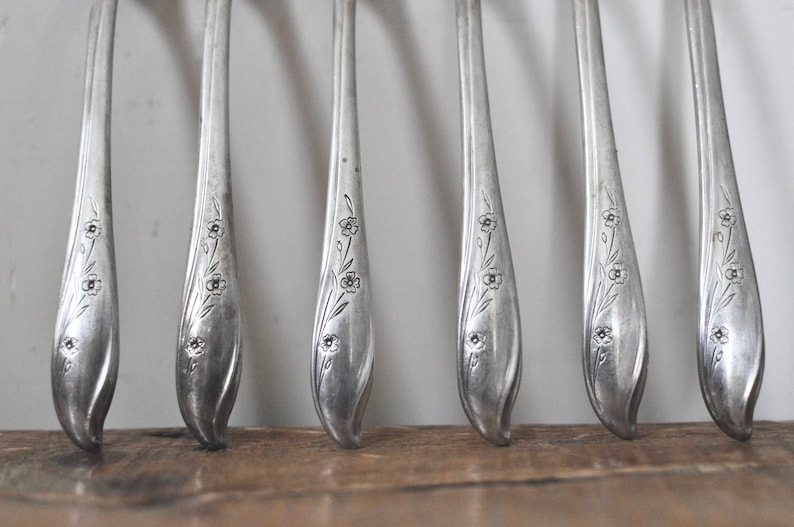Vintage Silver Plate Fork Lot of 6 1847 Rogers Bros Springtime Dinner Forks Replacement Set Silverware Flatware