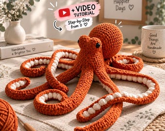 Può includere: Un giocattolo a forma di polpo lavorato all'uncinetto con una testa rotonda arancione e otto tentacoli distesi. La parte inferiore di ogni tentacolo presenta un motivo bianco testurizzato. Il giocattolo ha due piccoli occhi neri. Un grafico sopra riporta + VIDEO TUTORIAL Step-by-Step from 0.