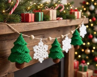 Mini Christmas Tree – Crochet Snowflake Garland Pattern PDF – Instant Digital Download – Holiday Decor & Amigurumi