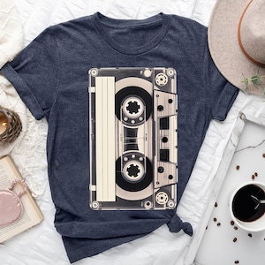 Retro shirt met cassetteband – Vintage T-shirt voor muziekliefhebber – grafisch mixtape T-shirt jaren 80 en 90 voor mannen en vrouwen – nostalgisch retrocadeau