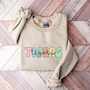 Pastel Tigers Shirt for Women – Cute Retro Bubble Letters Tiger Tee – Teacher School Spirit Shirt – Game Day Leopard Print T-shirt