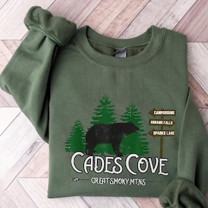 Cades Cove Shirt – Great Smoky Mountains Bear Tee – Smokies Hiking Nature T-Shirt – Camping Adventure Top – National Park Gift