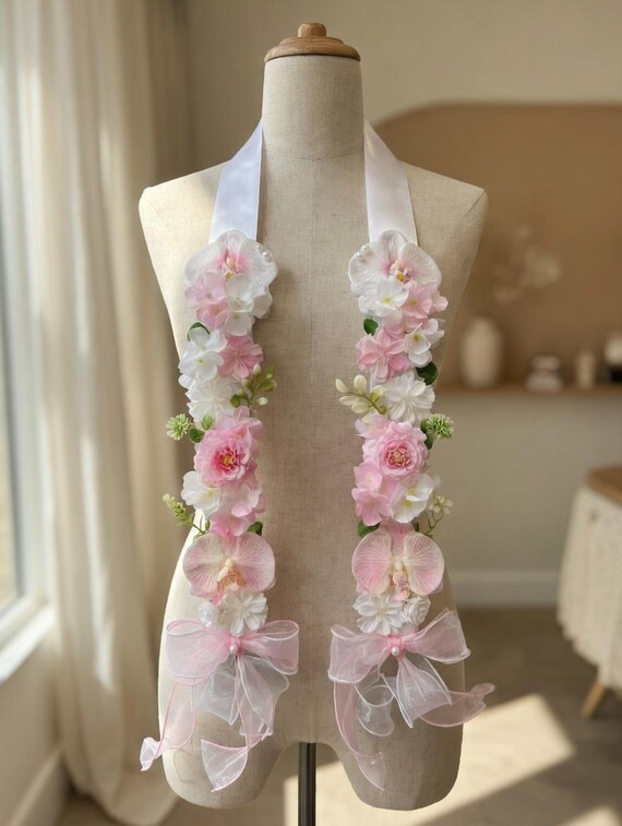 Floral Graduation Stole, Cute Graduation Stoles, Custom Stole Graduation Flowers, Flower Ribbon Lei, Graduation Flower Gift