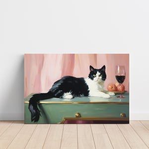 赤ワインを飲んだ猫のウォールアート – 居心地の良いホームデコレーションやバーにぴったりのタキシード猫のプリント。ペット愛好家やワインにインスパイアされたポスターのファンへのクリエイティブなギフト