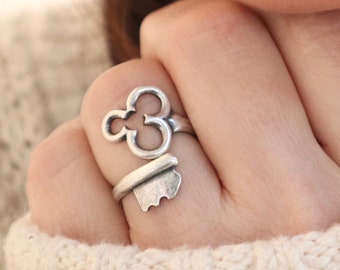 Clover Ring, Clover Key Ring, Lucky Ring, Adjustable, Sterling Silver Finish, Adjustable Ring