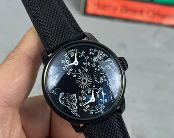 Orologio al quarzo con mappa del mondo nera / cinturino in nylon con doppio fuso orario