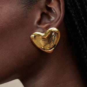 Vintage Heart Stud Earrings, Minimalist Stud Earrings, Stainless Steel , 18k Gold PVD, Everyday Statement Jewelry, Gift for Her