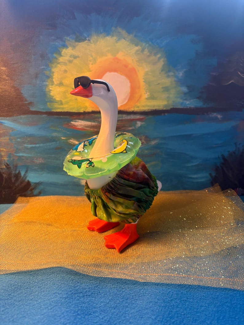 Desk Goose Swimsuit zdjęcie 7