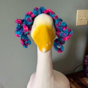 Lawn Goose Wig
