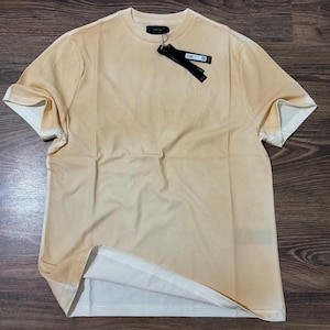 MUST-HAVE: Authentic Amiri Embossed Logo T-Shirt – Your Next Fashion Statement!