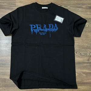 Prada Oversized T-Shirt – Graffiti Logo Size S in Black