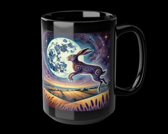 Taza de liebre mirando la luna: taza de café celta wiccan de Yule