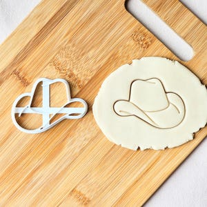 Cowboy Hat Cookie Cutter- Western fondant stamp, cowboy birthday party favours, rodeo biscuit, my first rodeo cupcake toppers, baby shower