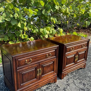 SOLD!!!! Pair of Vintage Nightstands – Unique Furniture Makers