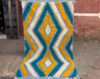 Tapete Kilim Marroquino, Tapete Berbere Colorido, Tapete de Lã Flatweave, Tapete Bordado, Tapete Marroquino Autêntico, Tapete Boho Flatweave