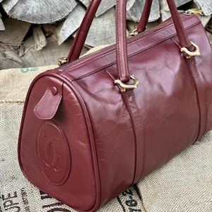 Caixa Boston Cartier Vintage 33 cm em perfeitas condições após restauração de cor, 1980