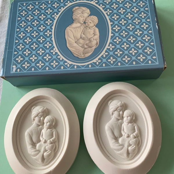 Vintage Set Of Mother’s Day Avon Carved Bar Soap Mother and Child Original Box 1983