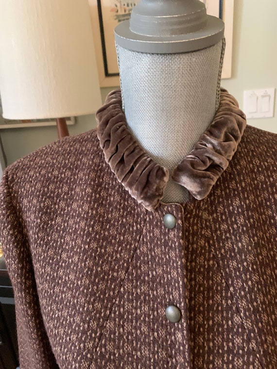 Vintage Tahari Brown Velvet Collar Tweed Woman La… - image 5