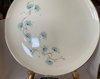 Juego de cuatro platos de cena vintage Taylor Smith Taylor Versatile Pattern Mid Century Modern con borde plateado