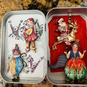 OOAK Santa on Carosel Christmas Circus Diorama Art Assemblage in Altoid Style Tin Container