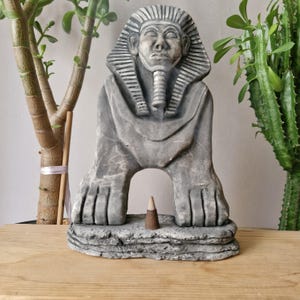Stein Sphinx Wand oder Tisch Statue - Altägyptisches Dekor, ägyptische Sphinx Skulptur - Wandbehang oder Schreibtischverzierung, Sphinx Statue