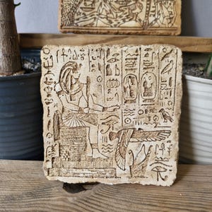 Ancient Egyptian Stone Tablet Replica – 15x15 cm – Wall Hanging or Desk Display – Hieroglyph Relief Art