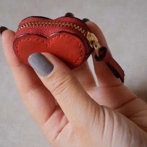 Red Heart Geldbörse: Entfesseln Sie Ihren inneren Designer!-Eine Anleitung zum Basteln eine charmante Rote Herz Geldbörse
