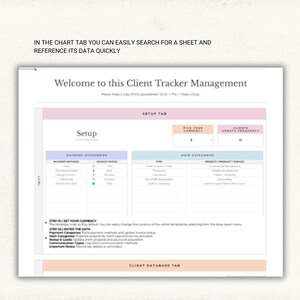 Pu&ograve; includere: Un modello di foglio di calcolo digitale intitolato Welcome to this Client Tracker Management. Include una scheda di configurazione con sezioni per categorie di pagamento, categorie principali e istruzioni. Il testo include IN THE CHART TAB YOU CAN EASILY SEARCH FOR A SHEET AND REFERENCE ITS DATA QUICKLY.