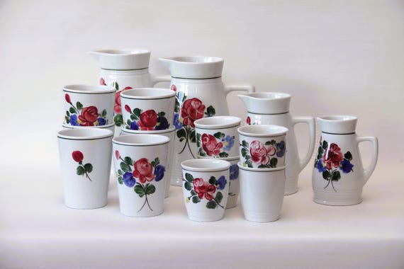 Austrian drinkset |4 jugs and 11 cups | Hand-painted '70 | Vintage | Lillien Porcellan