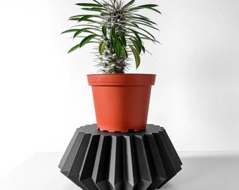 Modern 3D Printed Pedestal Plant Stand "Ranio" – Architectural Planter Riser