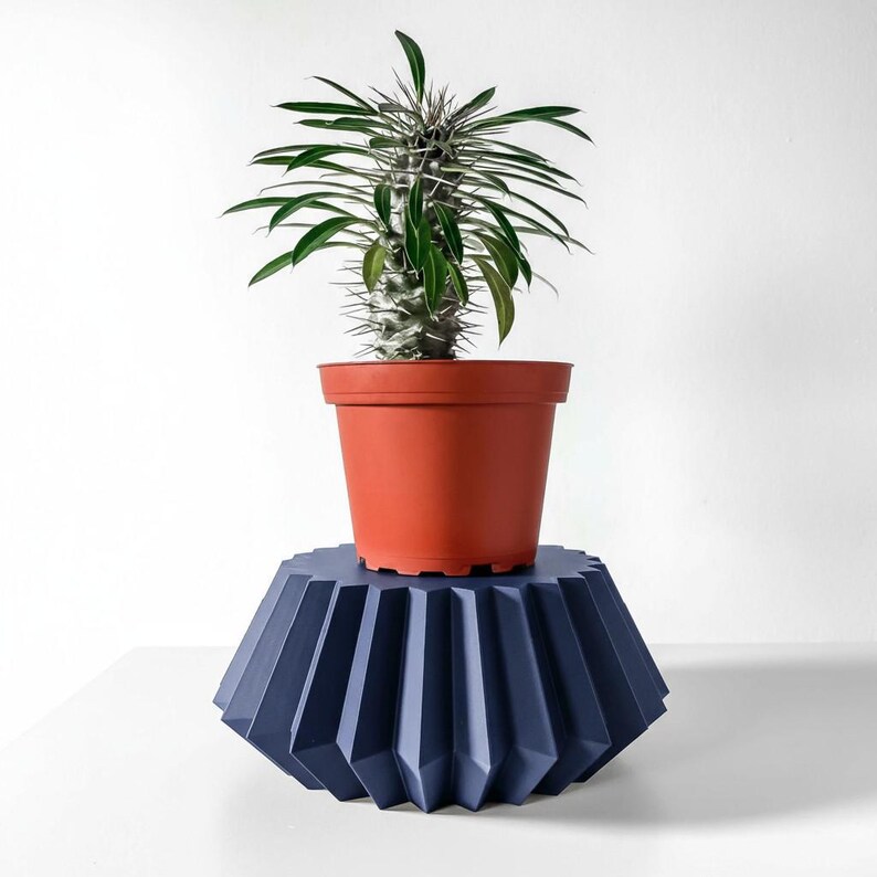 Modern Plant Riser Modern 3D Printed Pedestal Plant Stand