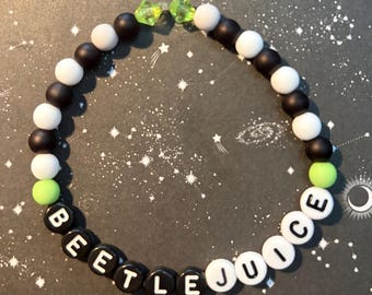 Pulsera inspirada en Beetlejuice