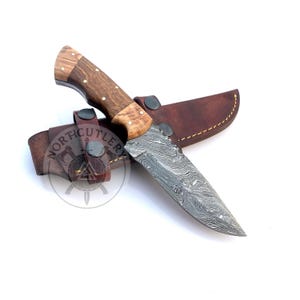Couteau fait main 23 cm (9 po.), couteau de chasse, manche en bois, couteau de survie en plein air, couteau à dépecer, avec étui en cuir, cadeau pour lui