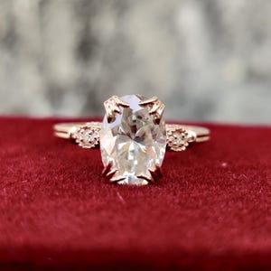 IGI Certified 1.50 Ct Oval Lab Grown Diamond Engagement Ring: 14k Gold Hidden Halo