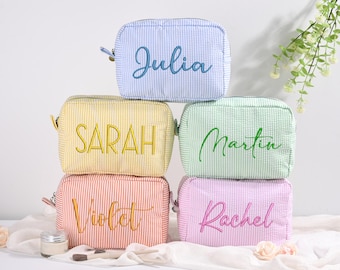 Personalized Seersucker Toiletry Bag with Name, Cosmetic Makeup Bag, Bridesmaid Gifts, Bridal Shower Gift, Travel Makeup Bag