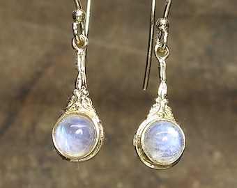 Gold Moonstone dangle Earrings, Moonstone Earrings, Gold Earrings, Victorian earrings, Gold dangle Earrings, Dainty Earrings, Women earrings
