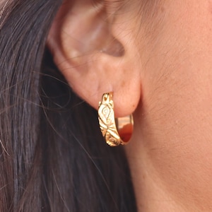 Huggie 14k gold earrings, 14k gold hoop earrings with textured