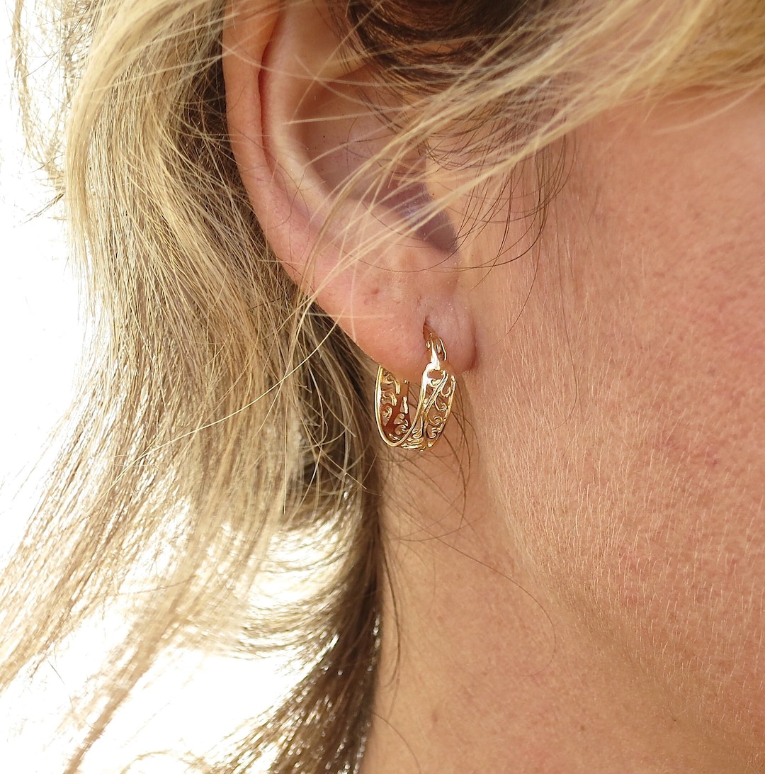 Small Gold Filigree Hoop Earrings, Huggie Lace Gold Hoop Earrings - Etsy