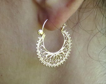 Filigree 14k gold hoop earrings