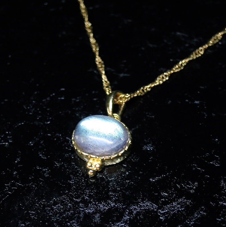 Gold Pendant Boho necklace Labradorite Labradorite Gold Necklace Labradorite Necklace Womens necklace Elegant Pendant Stone Necklace