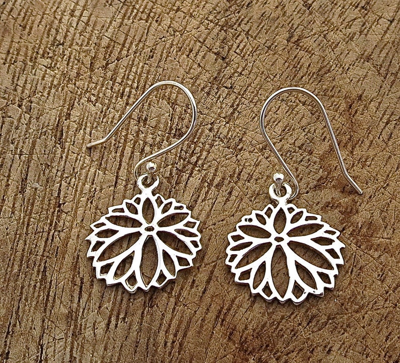Nature earrings Vintage earrings Flower Earrings Boho Earrings Floral silver earrings Bohemian Silver dangle earrings Women earrings