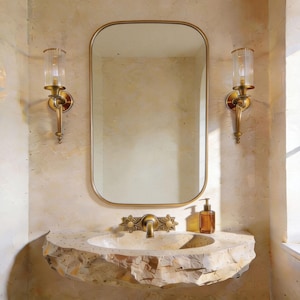 Rechteckiger Messingspiegel, moderner, weicher rechteckiger Messing-Wandspiegel, Badezimmerspiegel mit abgerundeten Ecken, minimalistischer Pillen-Eingangsspiegel