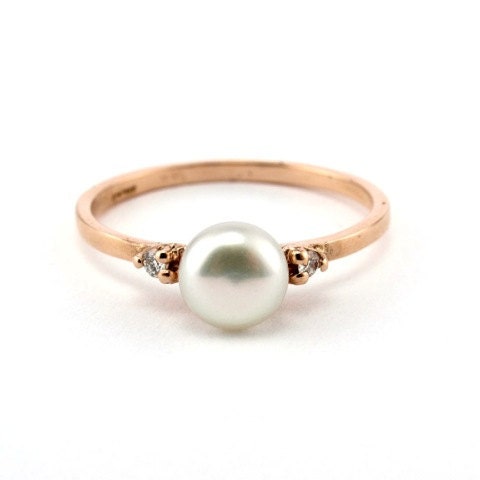 gold rose ring engagement pearl rings subtle delicate diamond 14k minimalist stunner victorian impossibly utter perfection verlobungsring perle buzzfeed unique