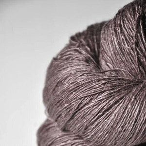 Bleached dead rosewood- Tussah Silk Lace Yarn - Hand Dyed Yarn - handgefärbte Seide - Garn handgefärbt - DyeForYarn