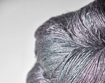 Army of the Dead - Tussah Silk Lace Yarn - Hand Dyed Yarn - handgefärbte Seide - Garn handgefärbt - DyeForYarn